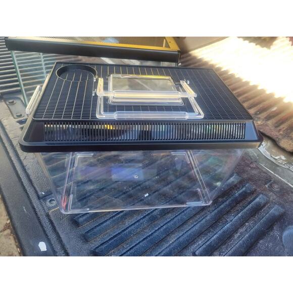 Small critters cages - Picture 2 of 3